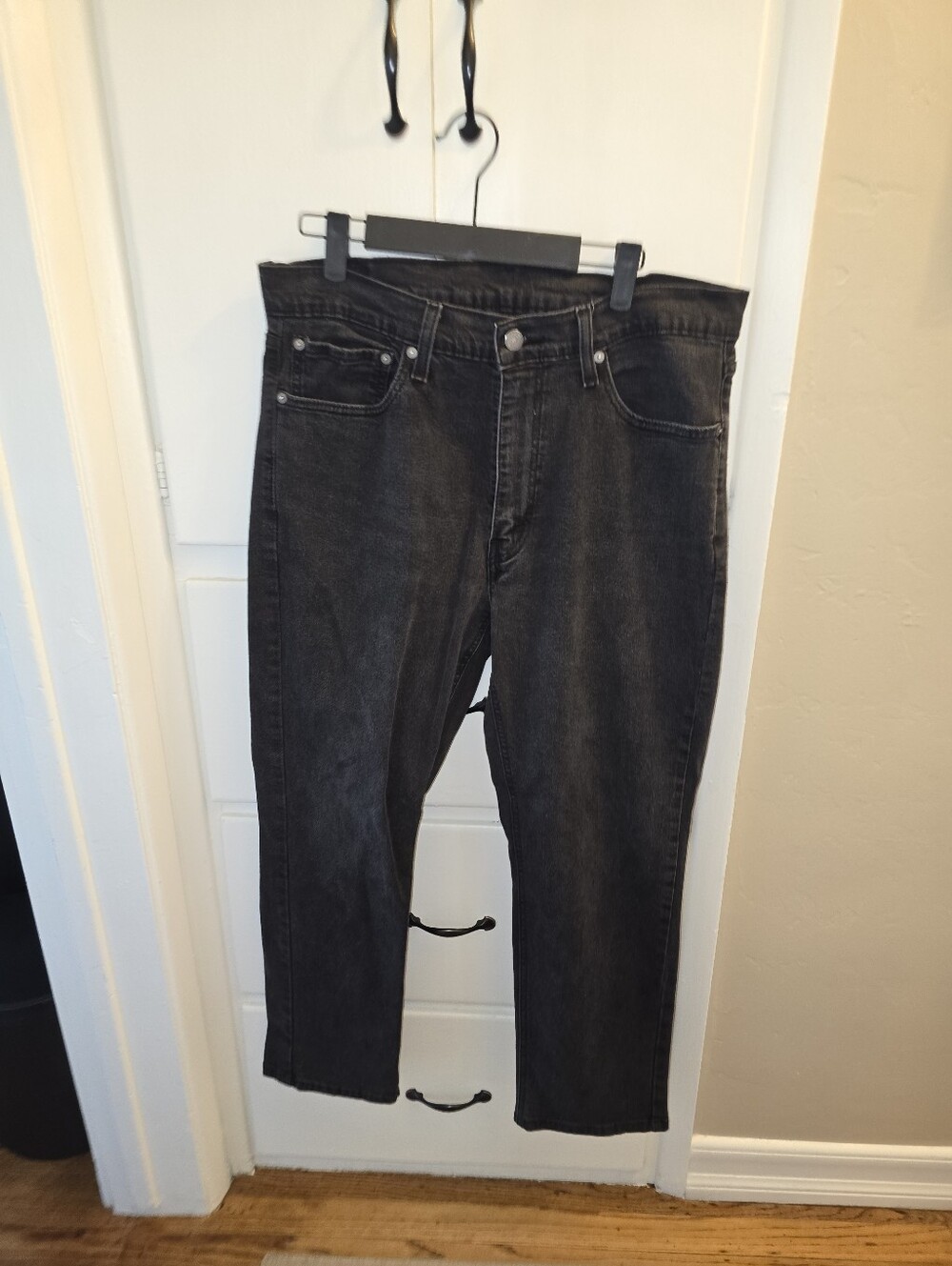 BUNDLE OF 3 Levi’s 541 Athletic Taper Jeans | 36x29 | Grayscale Colors - Picture 4 of 12